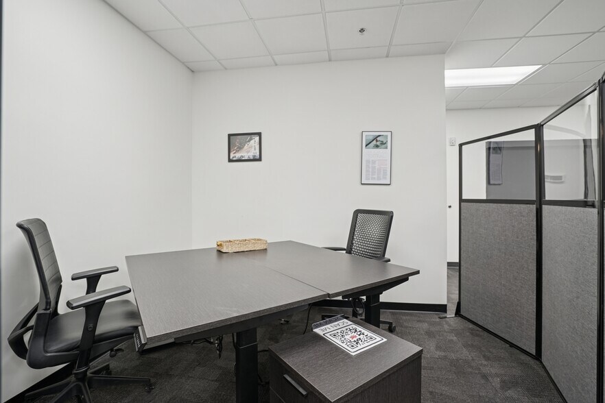 More Photos Of 11591 217th Ave NW, Elk River Office For Lease