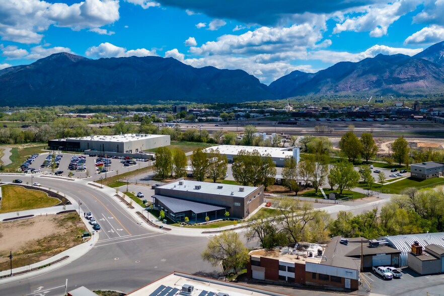 More Photos Of 516 W Stockman Way, Ogden Industrial For Sale