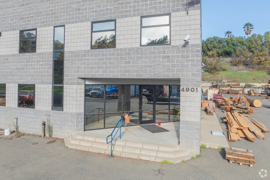 More Photos Of 4901 Pacheco Blvd, Martinez Warehouse For Sale