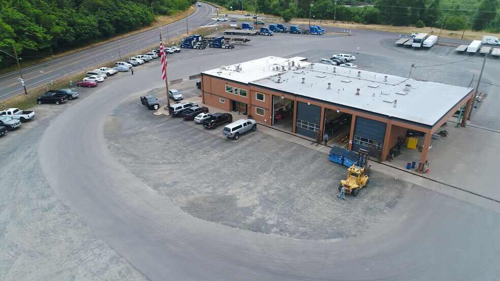 Primary Photo Of 3855 Marcola Rd, Springfield Service For Sale