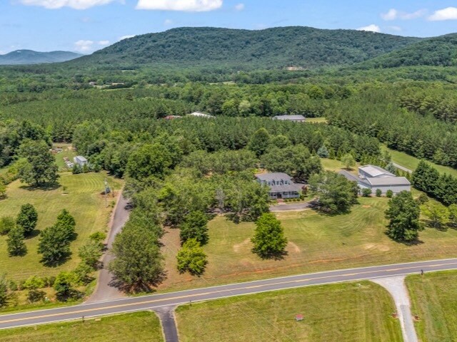 More Photos Of 885 Salem Church Rd, Bostic Flex For Sale