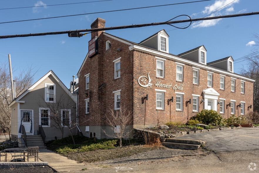 More Photos Of 1 Princeton St, Jefferson Restaurant For Sale