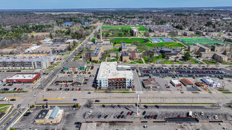 More Photos Of 209 Division St, Stevens Point Apartments For Lease
