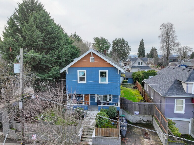 Primary Photo Of 1512 Franklin St, Vancouver Apartments For Sale