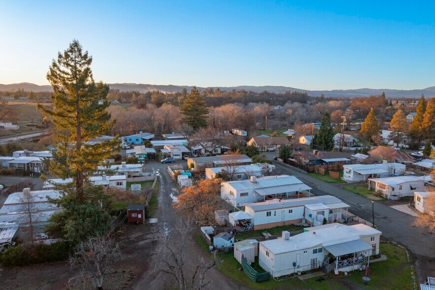 More Photos Of 5495 5th St, Kelseyville Manufactured Housing Mobile Home Park For Sale