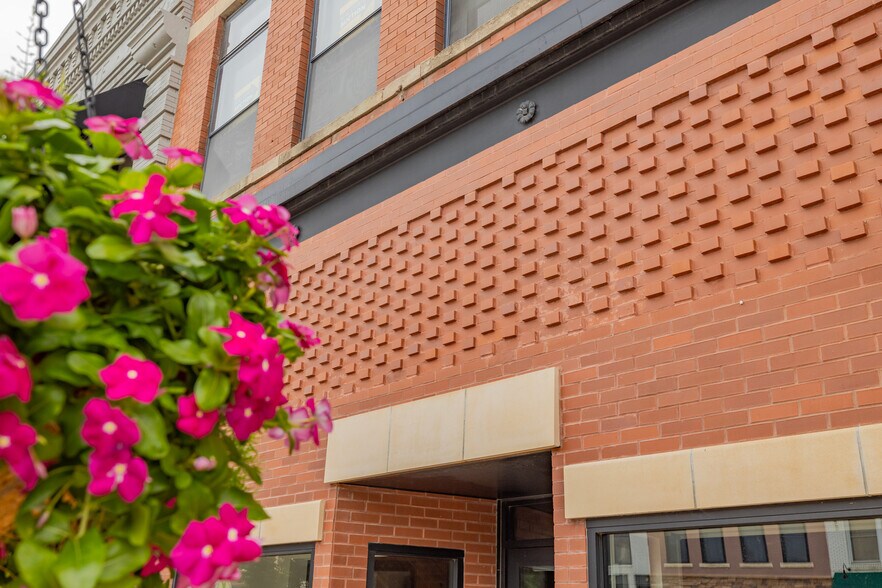 More Photos Of 108 S Santa Fe Ave, Salina General Retail For Lease