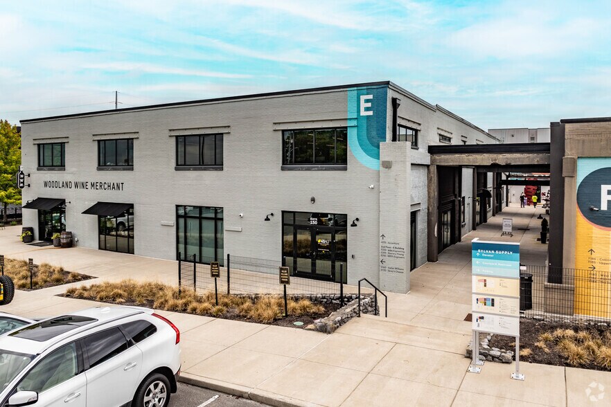 More Photos Of 4101 Charlotte Ave, Nashville Coworking Space