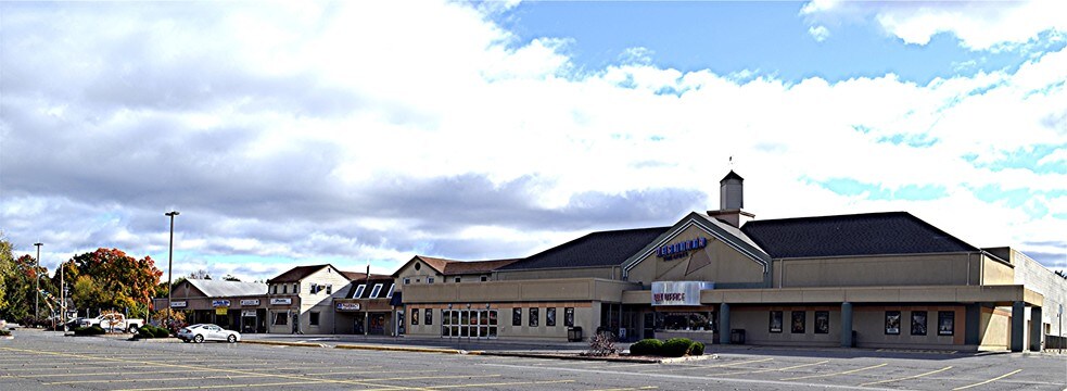 More Photos Of 215 Quassaick Ave, New Windsor Township General Retail For Lease