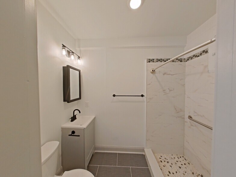 More Photos Of 201 Rochelle Ave, Philadelphia Multifamily For Sale