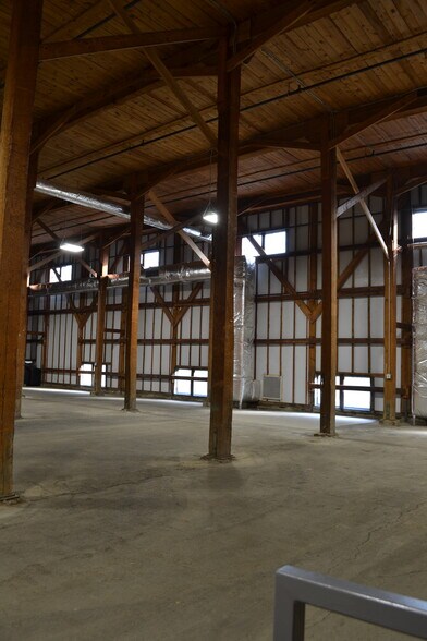 More Photos Of 2601 Maury St, Richmond Unknown For Lease