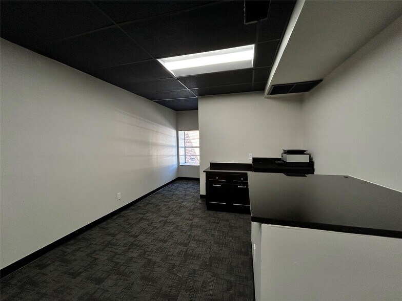 More Photos Of 159 S Graham St, Stephenville Office Residential For Lease