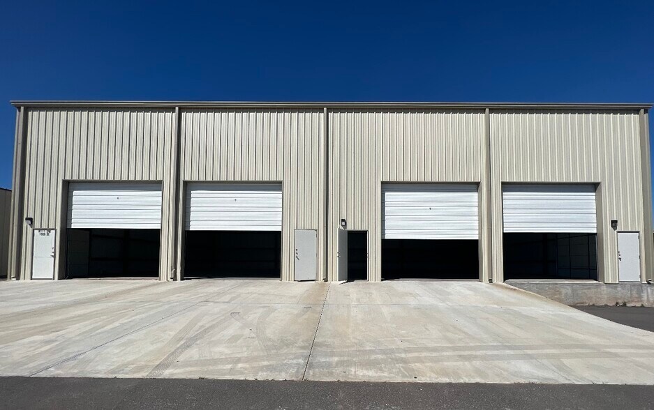 More Photos Of 1423 S Council Rd, Oklahoma City Self Storage For Lease