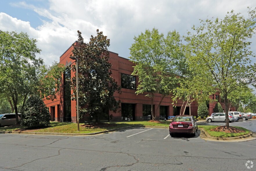 More Photos Of 2000 Aerial Center Pky, Morrisville Unknown For Lease