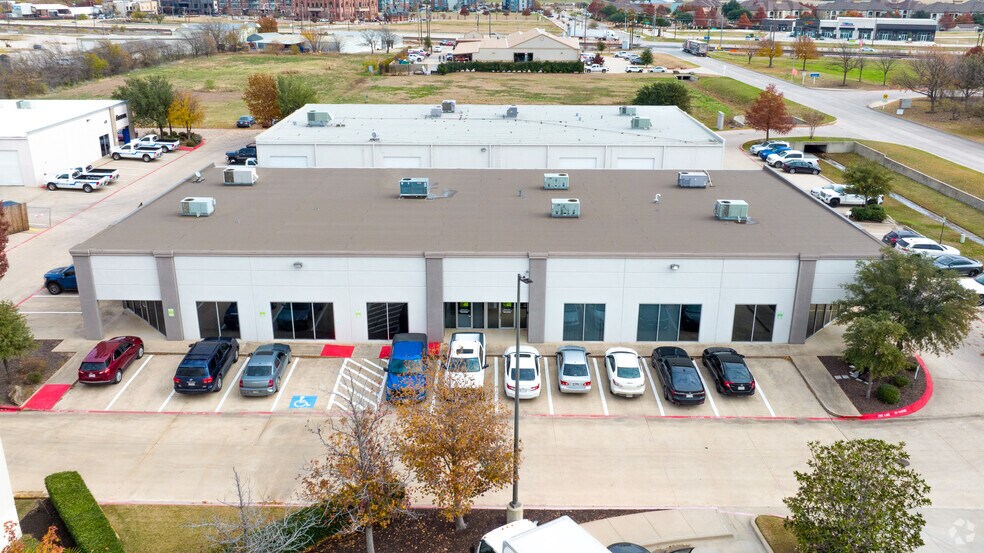 More Photos Of 604 Henrietta Creek Rd, Roanoke Showroom For Lease