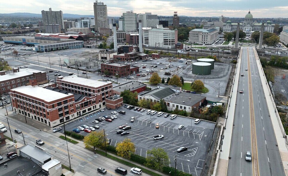 More Photos Of 100 N Cameron St, Harrisburg Medical For Sale