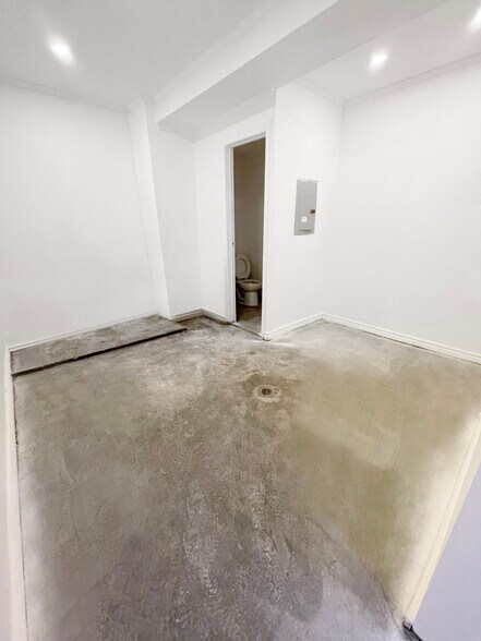 More Photos Of 209-215 Eighth Ave, New York Apartments For Lease