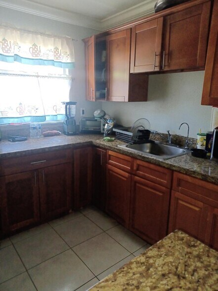 More Photos Of 312 SW 2nd St, Pompano Beach Apartments For Sale