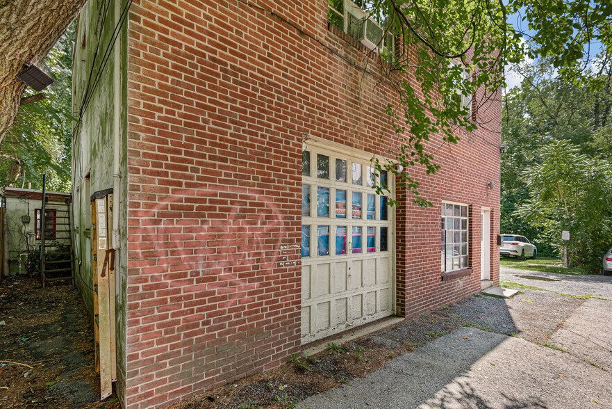 More Photos Of 9 E 44th St, Wilmington Office Residential For Sale