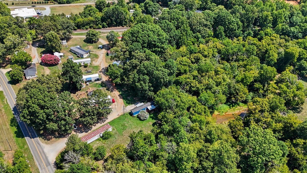 More Photos Of 1678 Stone Street Ext, Mebane Manufactured Housing Mobile Home Park For Sale