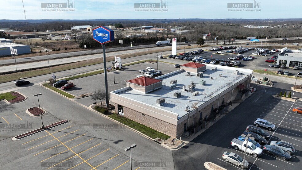 More Photos Of 151 Saint Robert Blvd, Saint Robert Storefront For Lease