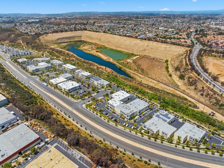 More Photos Of 8495 Redwood Creek Ln, San Diego Manufacturing For Sale