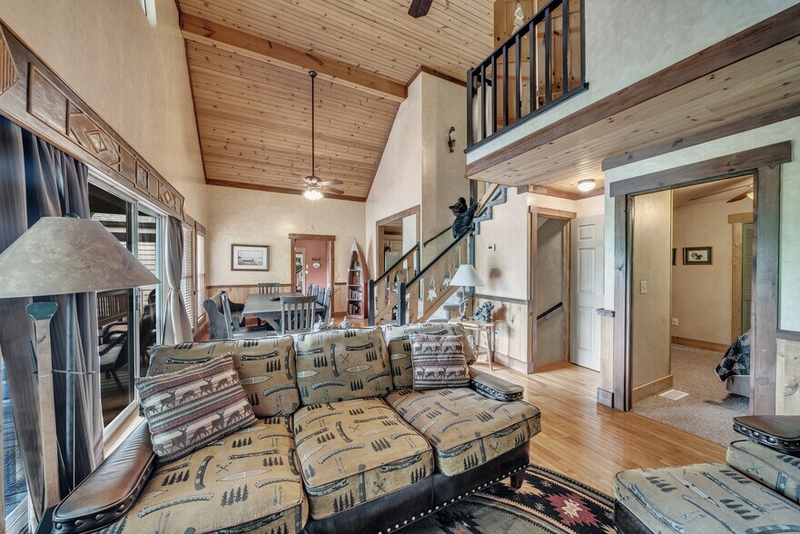 More Photos Of 2003 Bend of the Riv, Hiawassee Lodge Meeting Hall For Sale