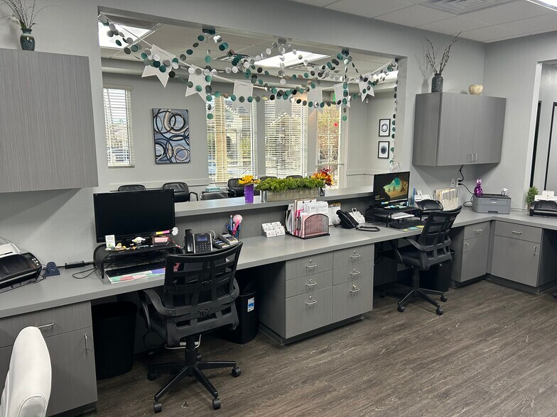 More Photos Of 7305 S Pecos Rd, Las Vegas Medical For Lease
