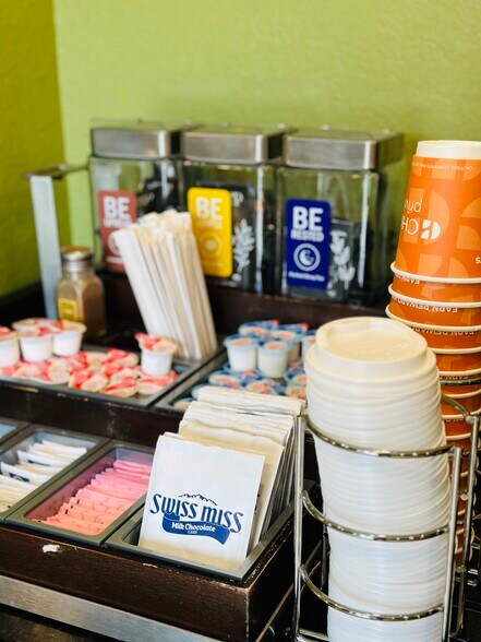 More Photos Of 4450 Rhea County Hwy, Dayton Hotel For Sale