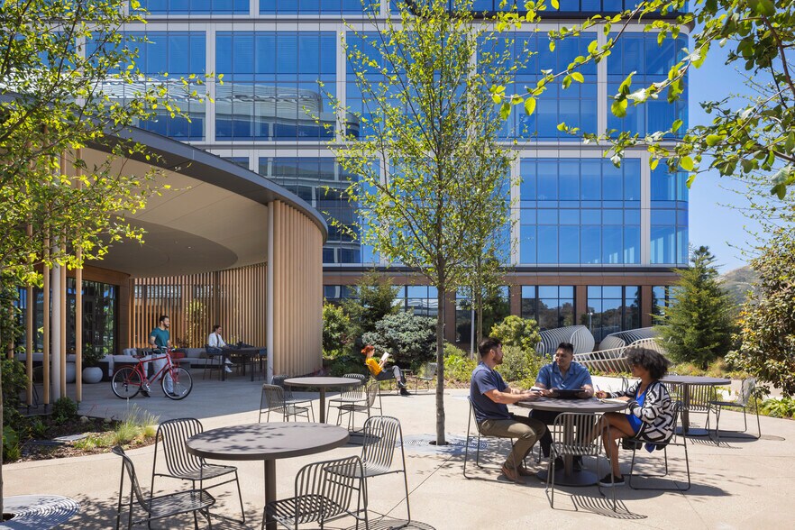 More Photos Of 384 Oyster Point Blvd, South San Francisco Unknown For Lease