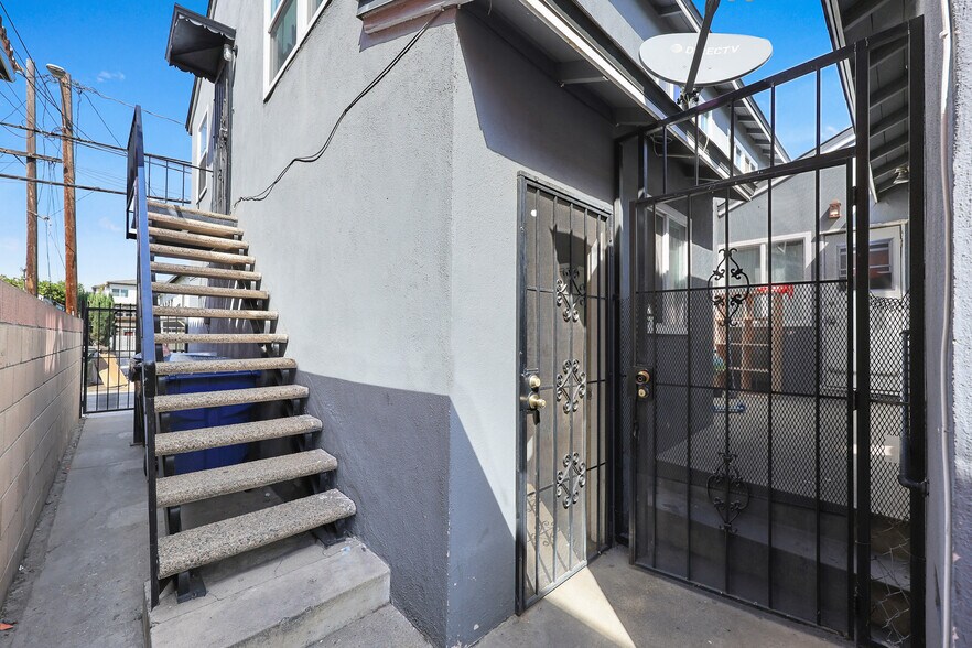 More Photos Of 125 N 4th St, Montebello Apartments For Sale