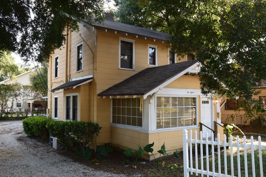 More Photos Of 118 Pasadena Pl, Orlando Office Residential For Lease