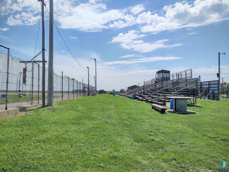 More Photos Of 1300 SE 3rd Ave, Miller Land For Sale