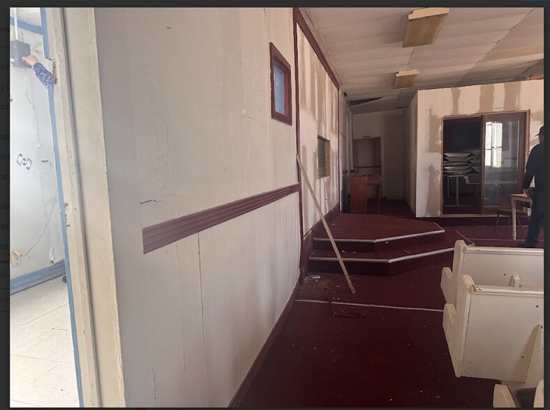 More Photos Of 1516 Burnet St, San Antonio Religious Facility For Sale