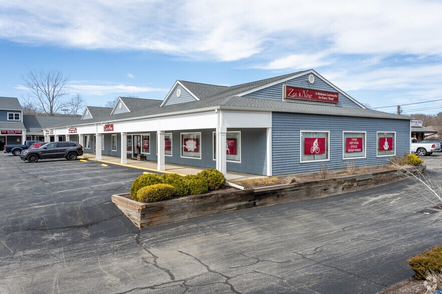 Primary Photo Of 170 Flanders Rd, Niantic Storefront For Lease
