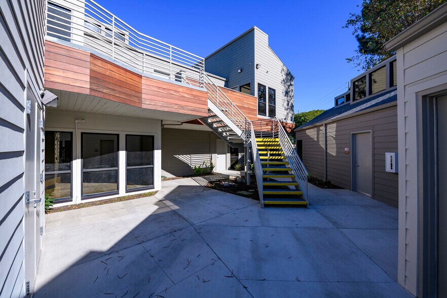 More Photos Of 705 W La Veta Ave, Orange Medical For Lease