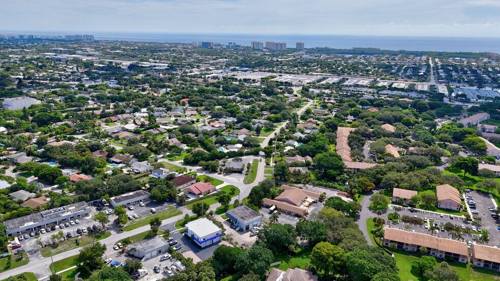 More Photos Of 442 NW 35th St, Boca Raton Office For Sale