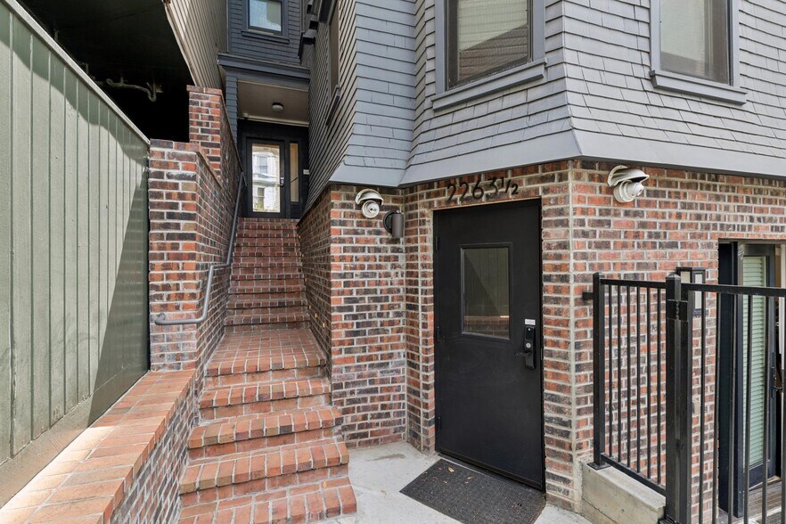 More Photos Of 2263-2269 Sacramento St, San Francisco Apartments For Sale