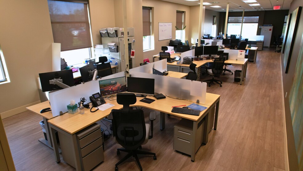 More Photos Of 4850 Northshore Ln, North Little Rock Office For Sale