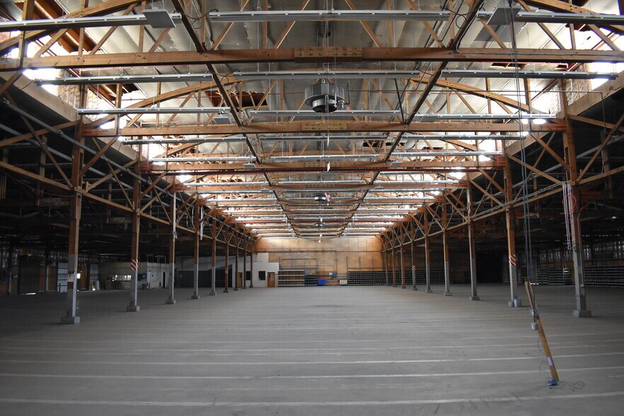 Primary Photo Of 884 W 2nd St, Ogden Warehouse For Lease