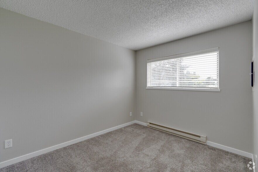More Photos Of 9550 SW Washington Dr, Portland Apartments For Sale