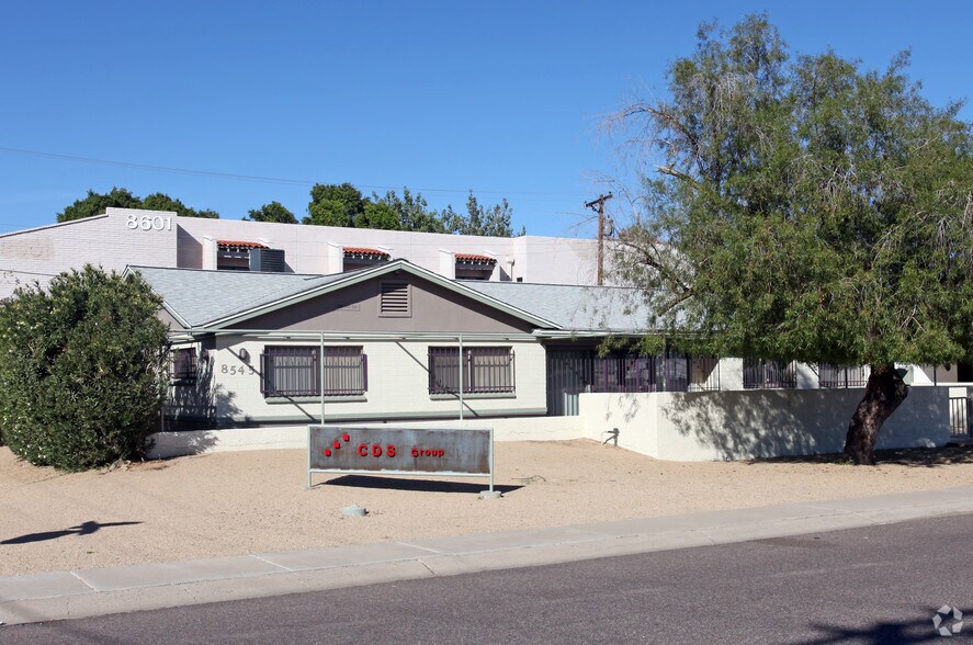 More Photos Of 8545 N Black Canyon Hwy, Phoenix Medical For Sale