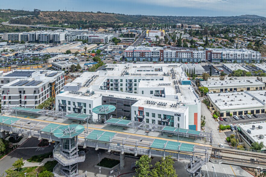 More Photos Of 4520 Alvarado Canyon Rd, San Diego Apartments For Lease