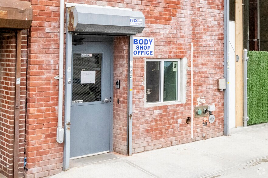More Photos Of 1565 62nd St, Brooklyn Warehouse For Sale