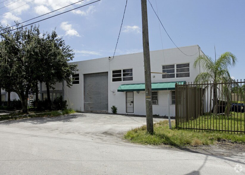 Primary Photo Of 2050 NE 153rd St, North Miami Beach Warehouse For Lease