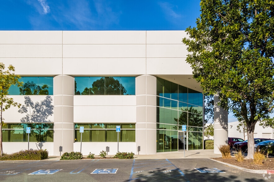 More Photos Of 10741 Walker St, Cypress Warehouse For Lease