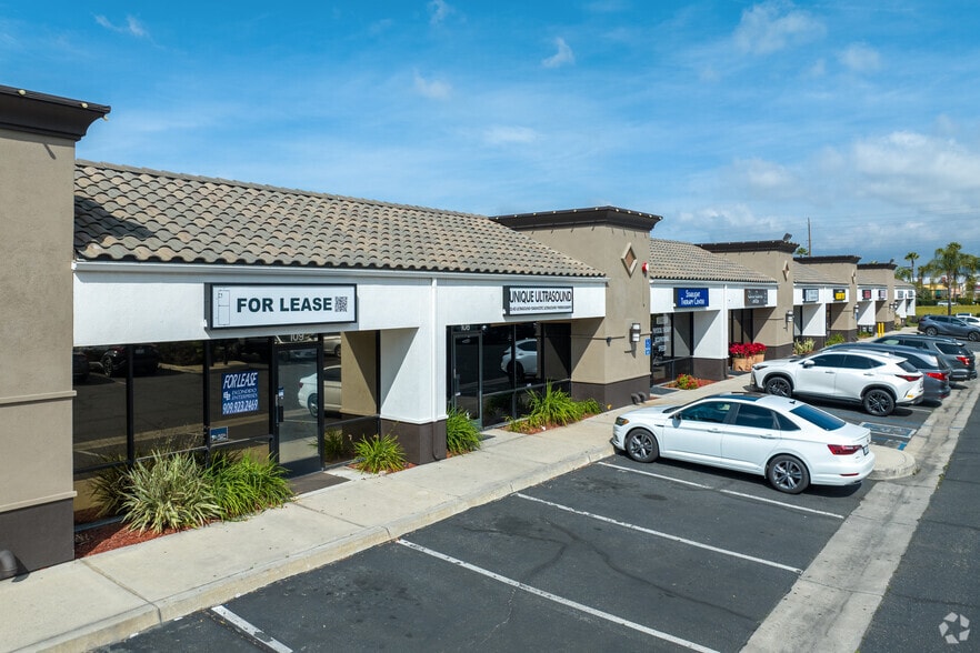 More Photos Of 1235 Indiana Ct, Redlands Storefront For Lease