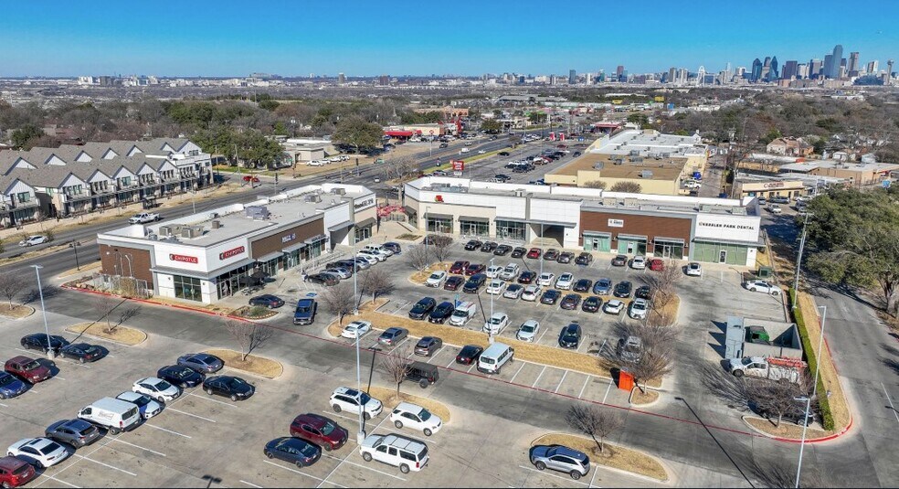 Primary Photo Of 2222 Fort Worth Ave, Dallas Freestanding For Lease