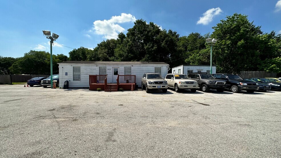 Primary Photo Of 8802 FM 1960 Rd, Houston Auto Dealership For Lease