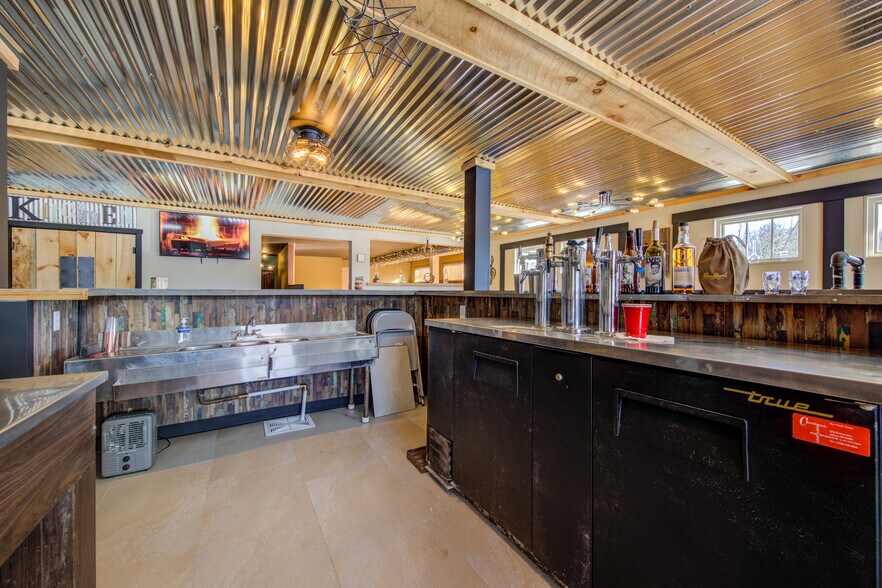 More Photos Of 2930 Rt 43, Averill Park Restaurant For Sale