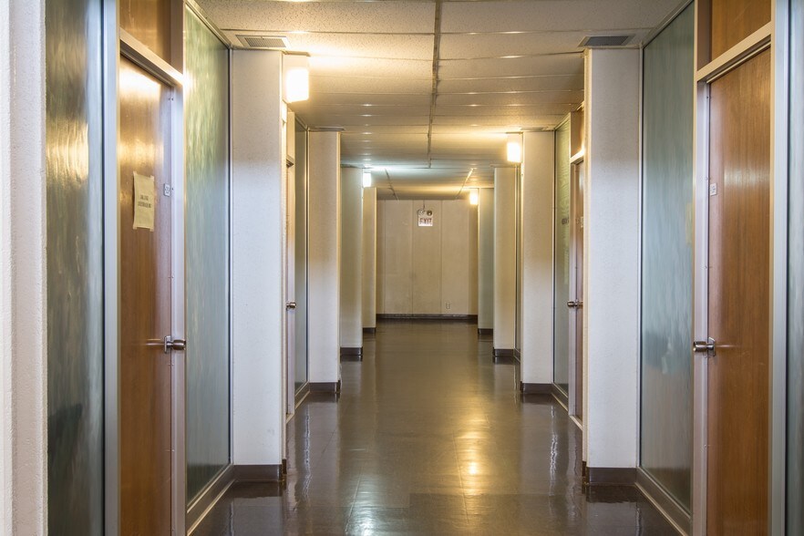 More Photos Of 500 N Broadway Ave, Blythe Medical For Sale